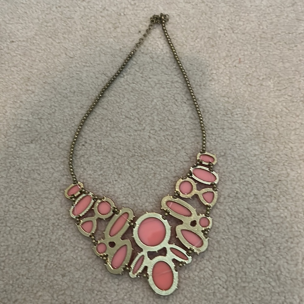 Pink necklace - Picture 3 of 3